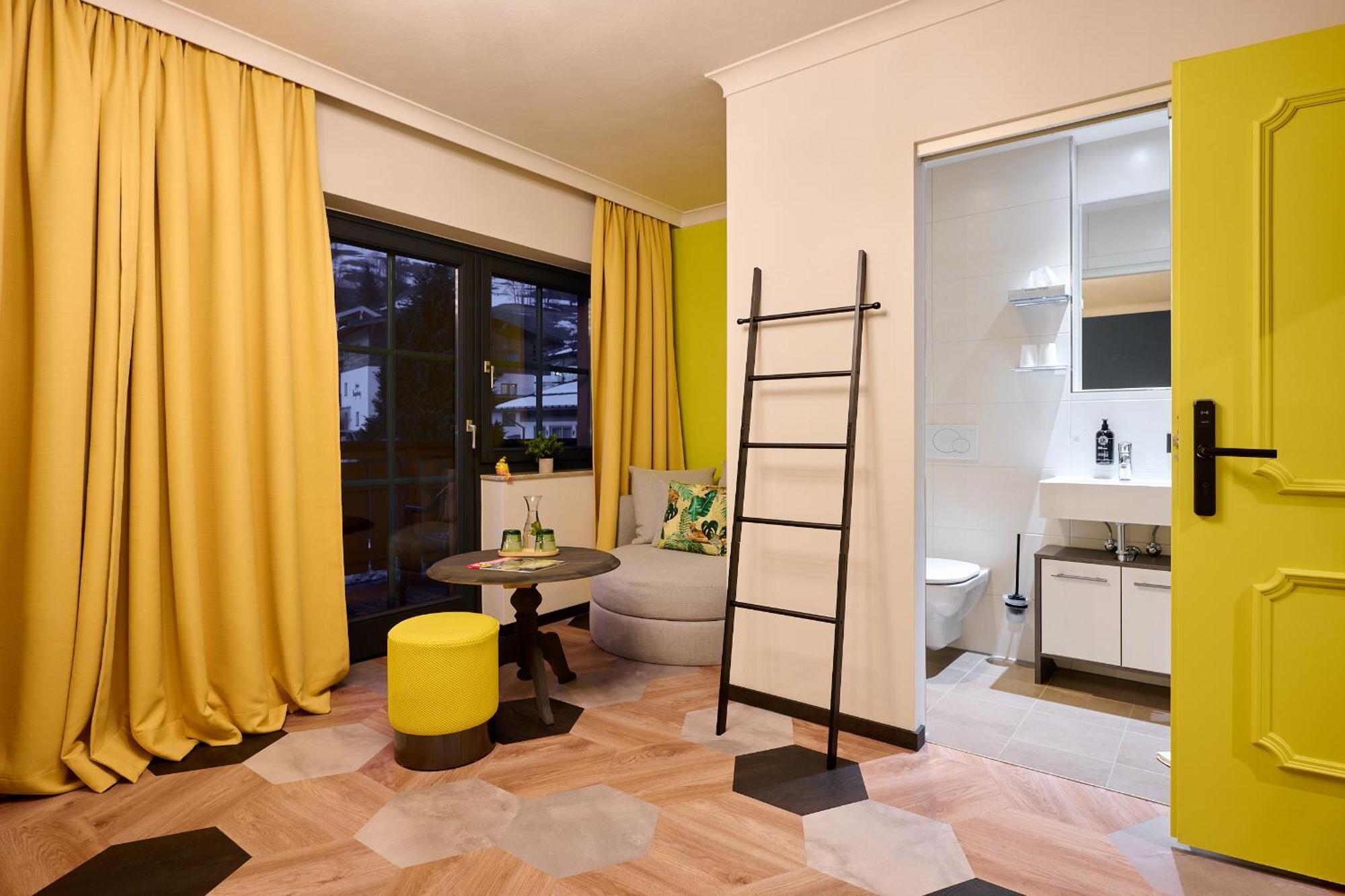 Boutique House Happyellow 3*