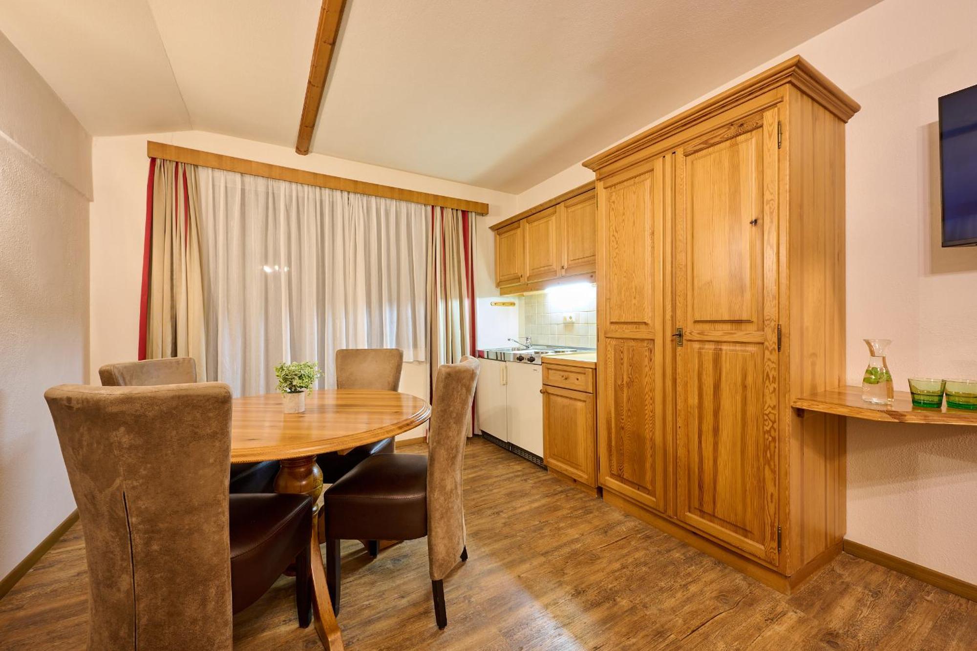 Boutique House Happyellow Bed and breakfast