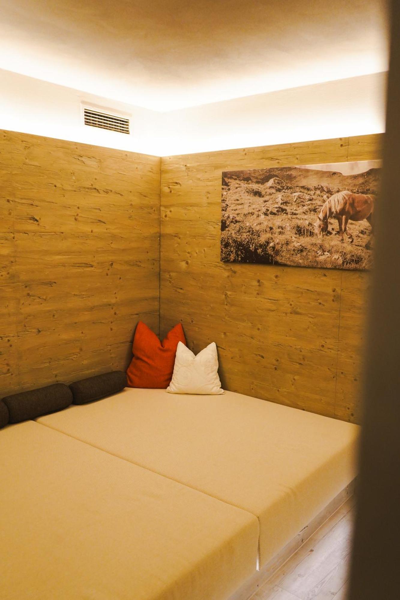 Boutique House Happyellow Bed and breakfast 3*