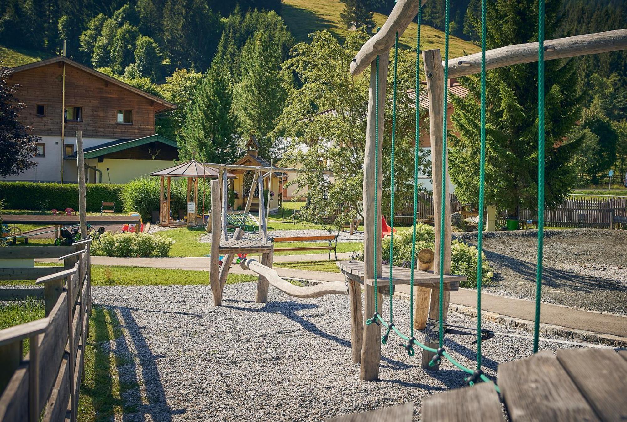Boutique House Happyellow 3* Saalbach-Hinterglemm